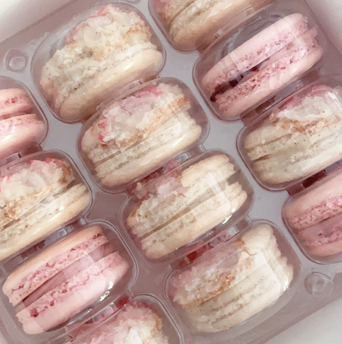 Geode Macaron Set Crème & Sucré